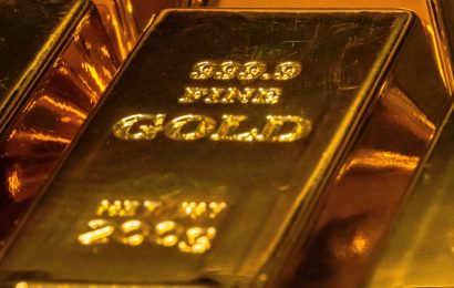 The 7 Best Gold Stocks To Buy For Portfolio Diversification